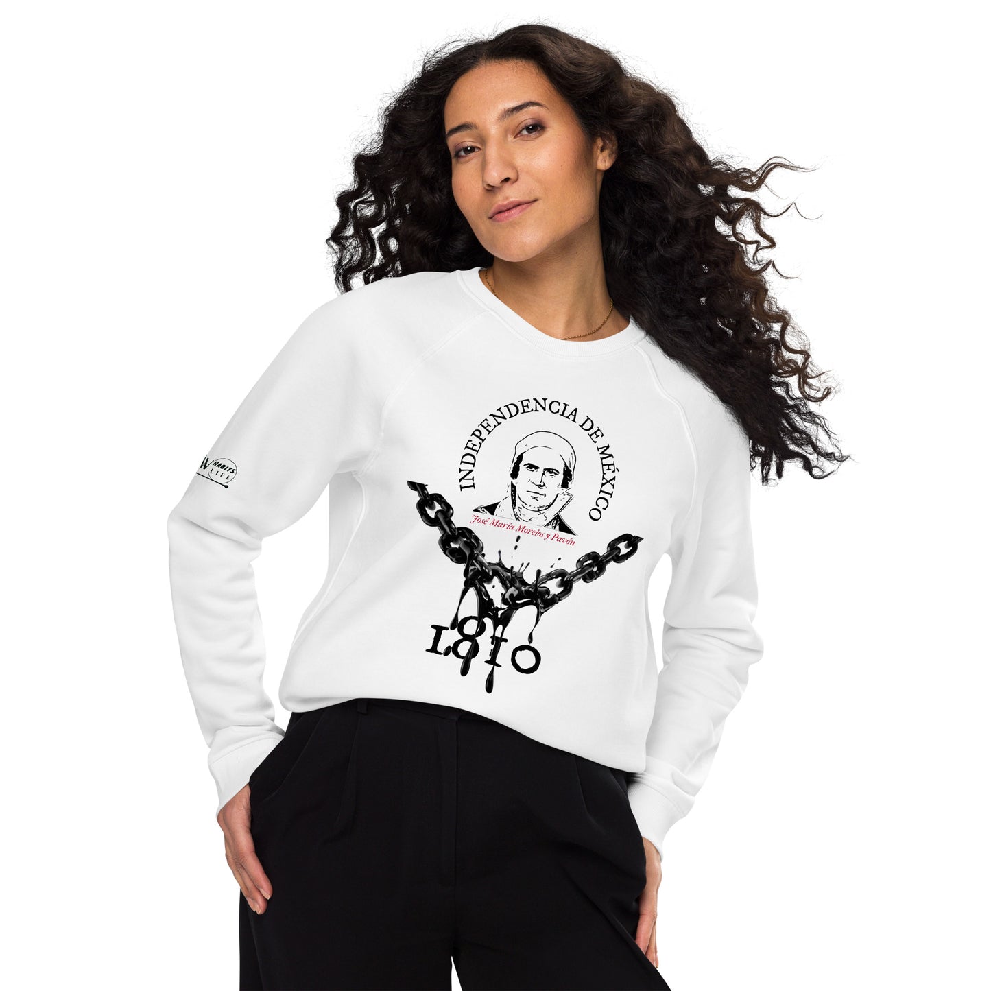 Morelos organic raglan sweatshirt in smiling woman with black pants