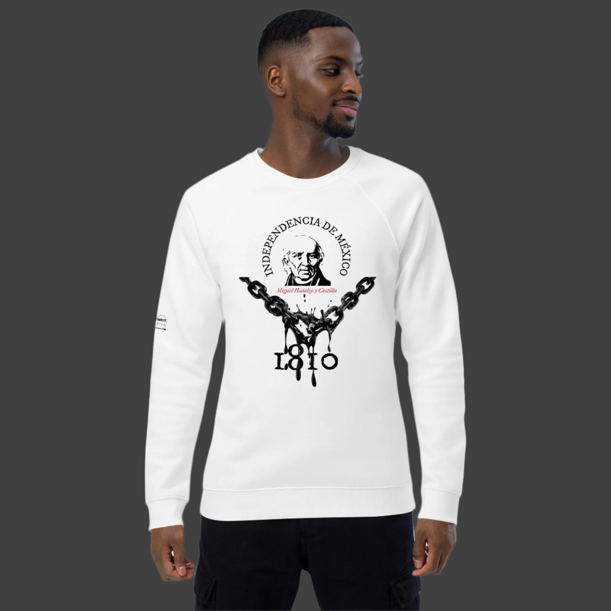 Miguel Hidalgo organic raglan sweatshirt in smiling man, front view