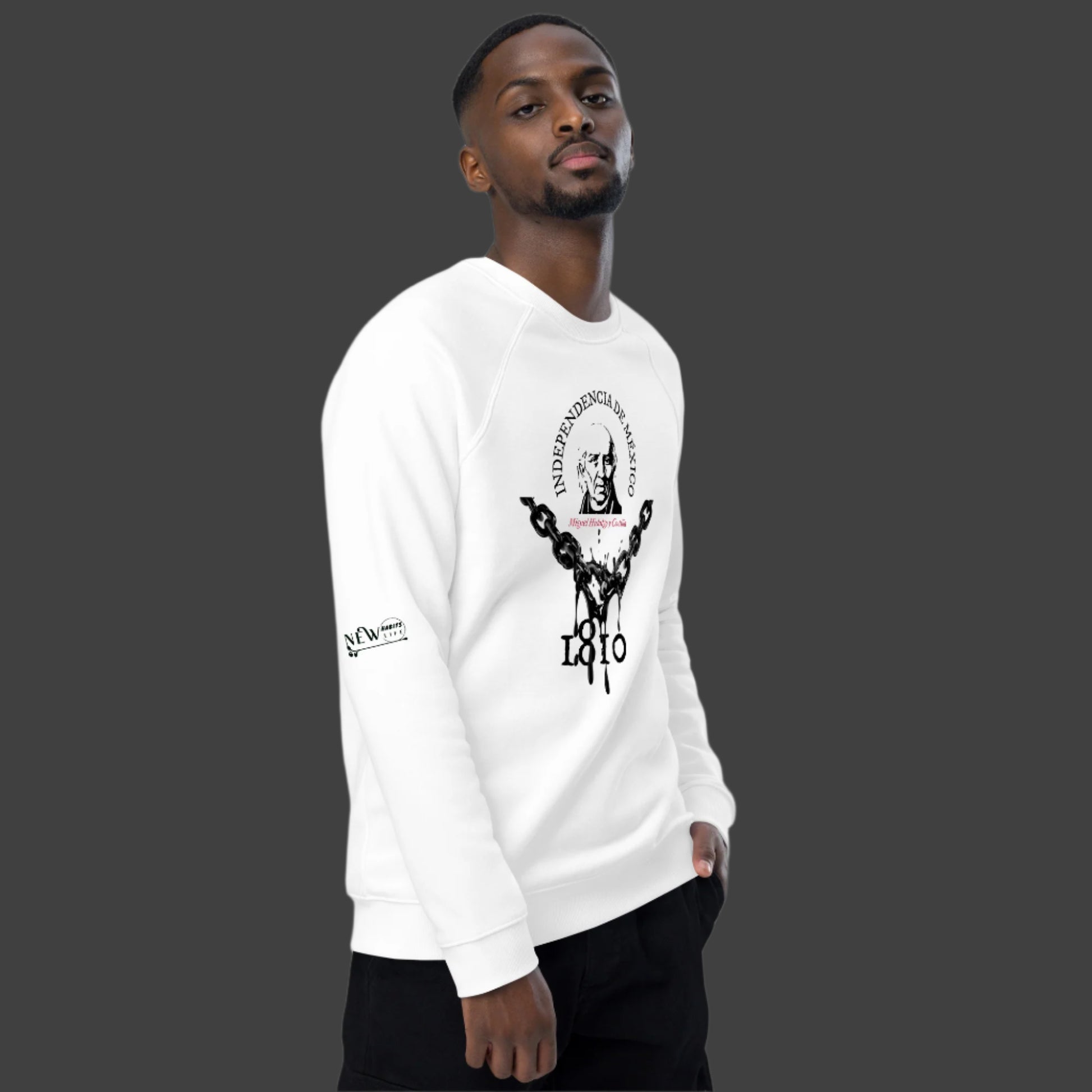 Miguel Hidalgo organic raglan sweatshirt in man, right view 2